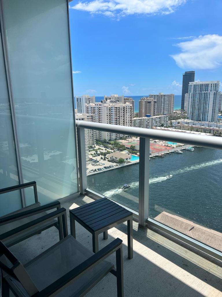 Amazing Looking 5 Min From Ocean Near Aventura Mall And Gulfstream Casino Special Promo Inside Appartement