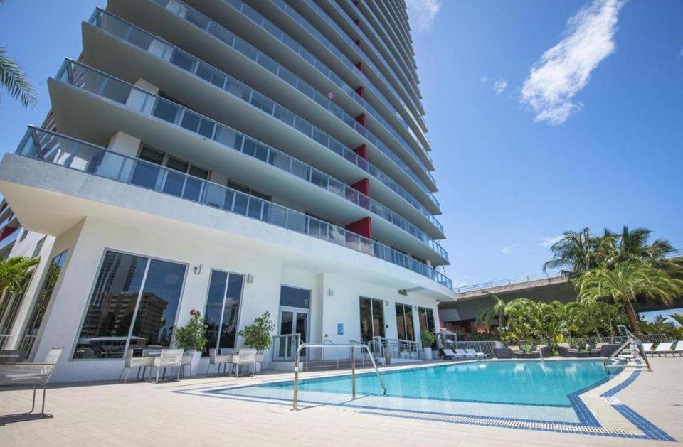 Appartement Amazing Looking 5 Min From Ocean Near Aventura Mall And Gulfstream Casino Special Promo Inside Hallandale Beach